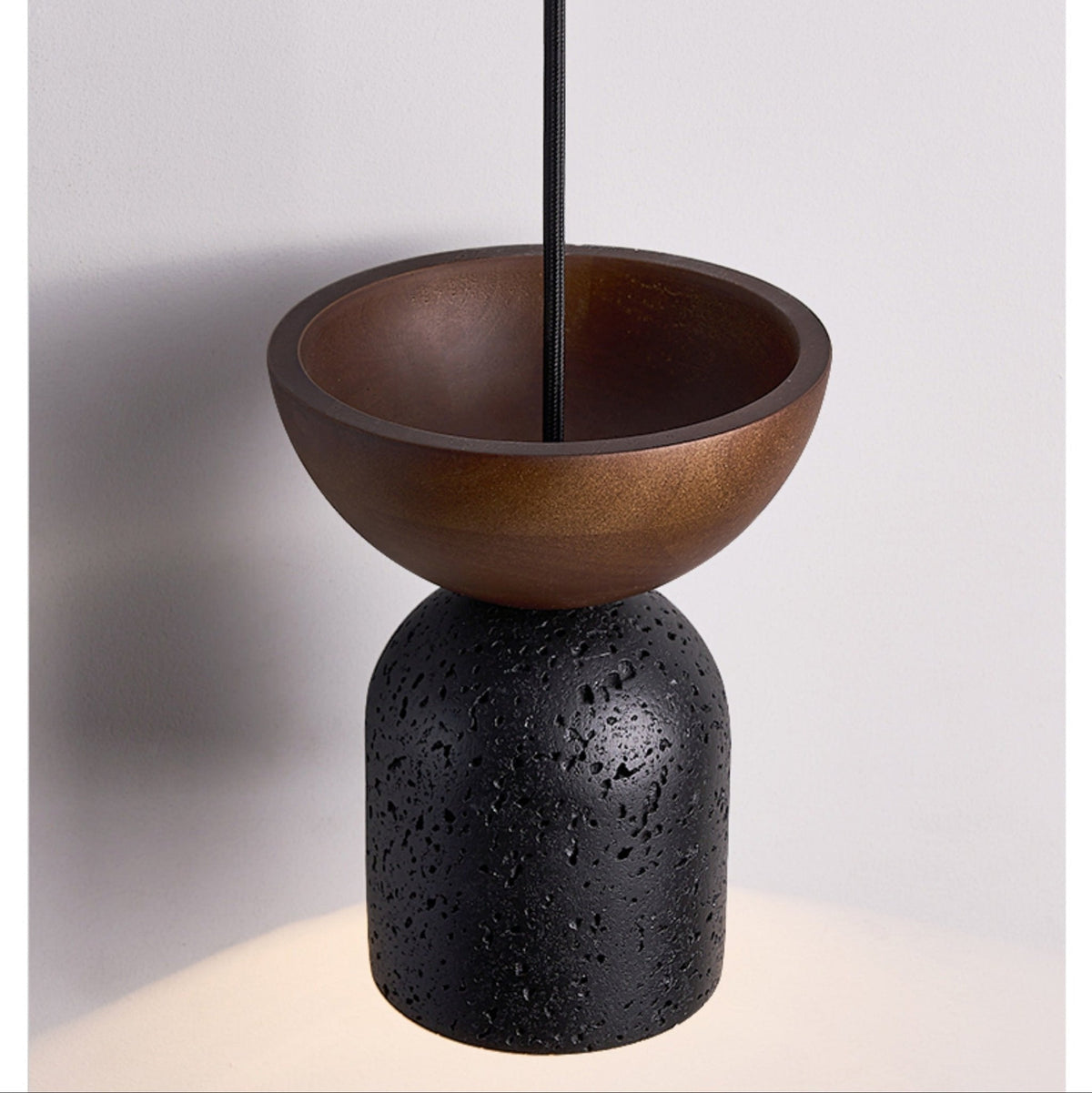Theo lámpara colgante minimal negro travertino
