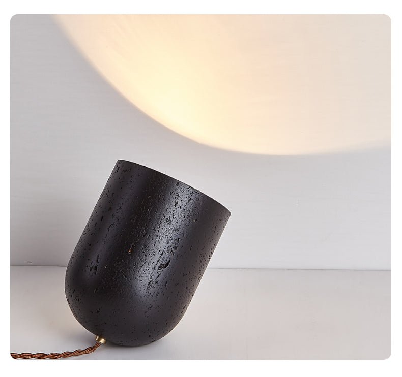 Lumi lámpara de mesa minimalista negra de travertino