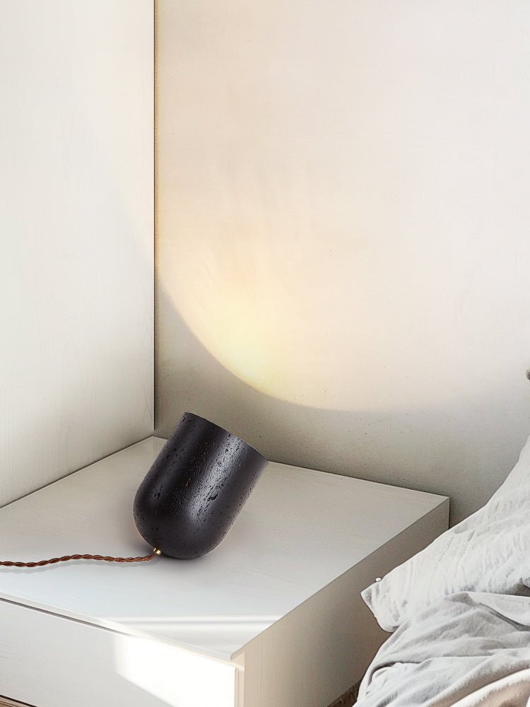 Lumi lámpara de mesa minimalista negra de travertino