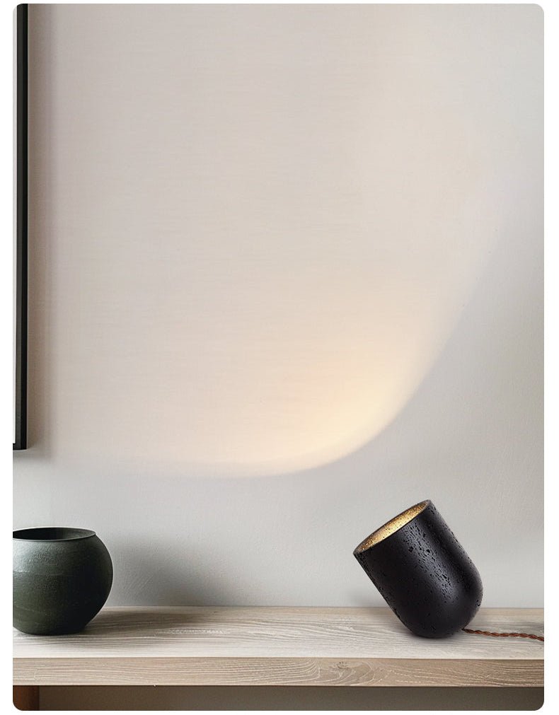 Lumi lámpara de mesa minimalista negra de travertino