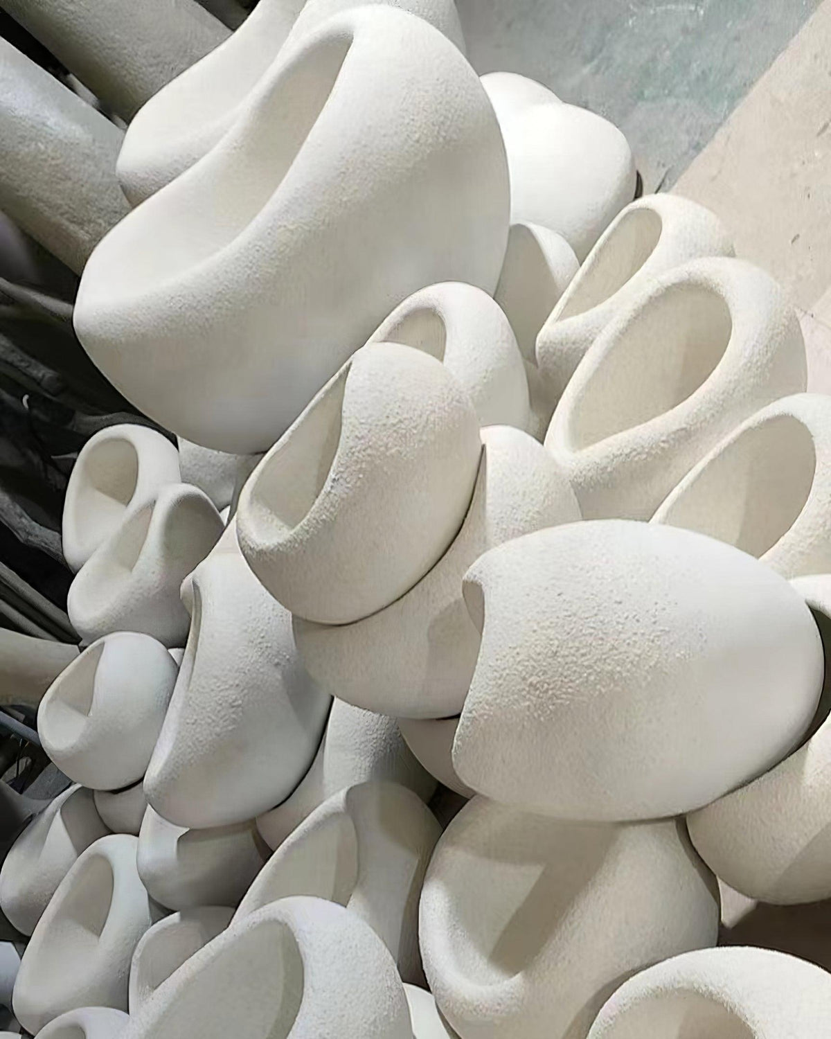 Lámpara de araña Wabi-Sabi Pebble Cluster Forma orgánica minimalista artística