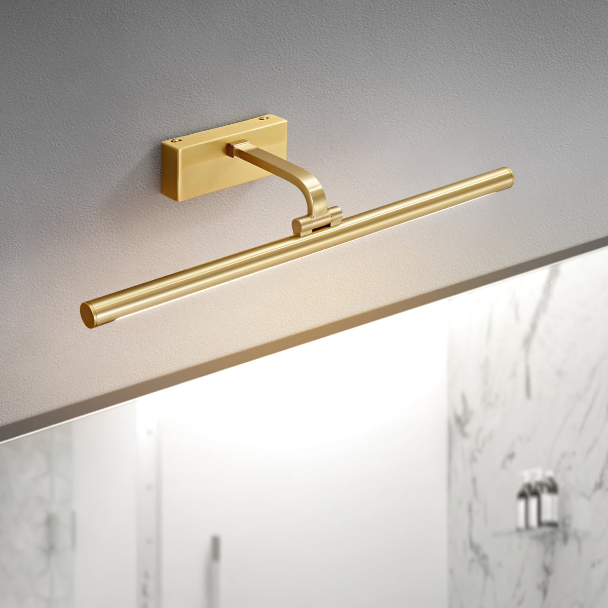 Tevelo aplique de pared minimalista de latón