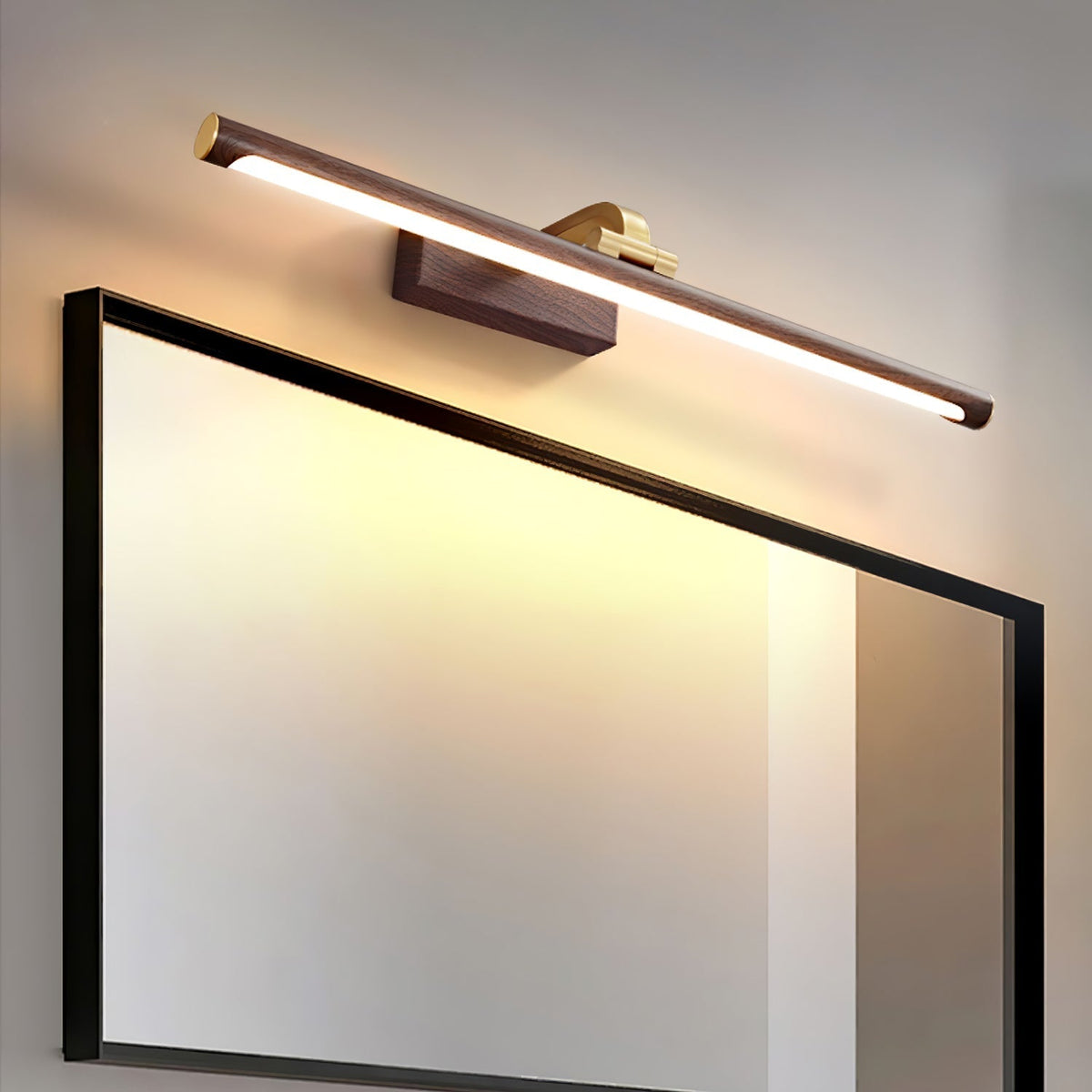 Tevelo aplique de pared minimalista de latón