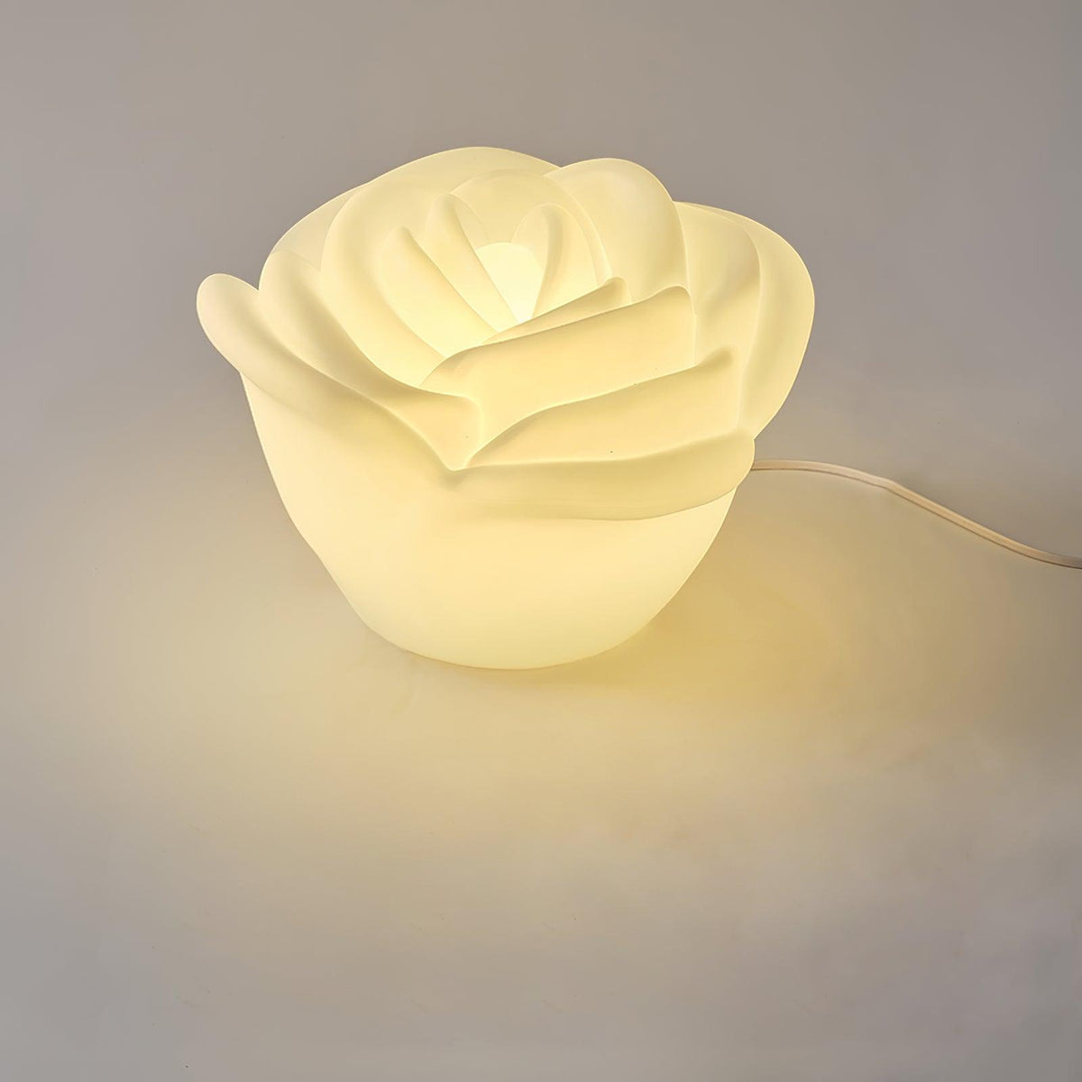 Rosebud lámpara de mesa elegante
