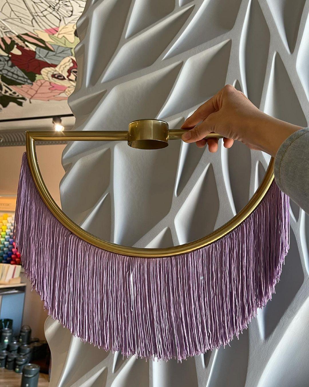 Sirove lámpara colgante de tela con flecos, esfera bohemio