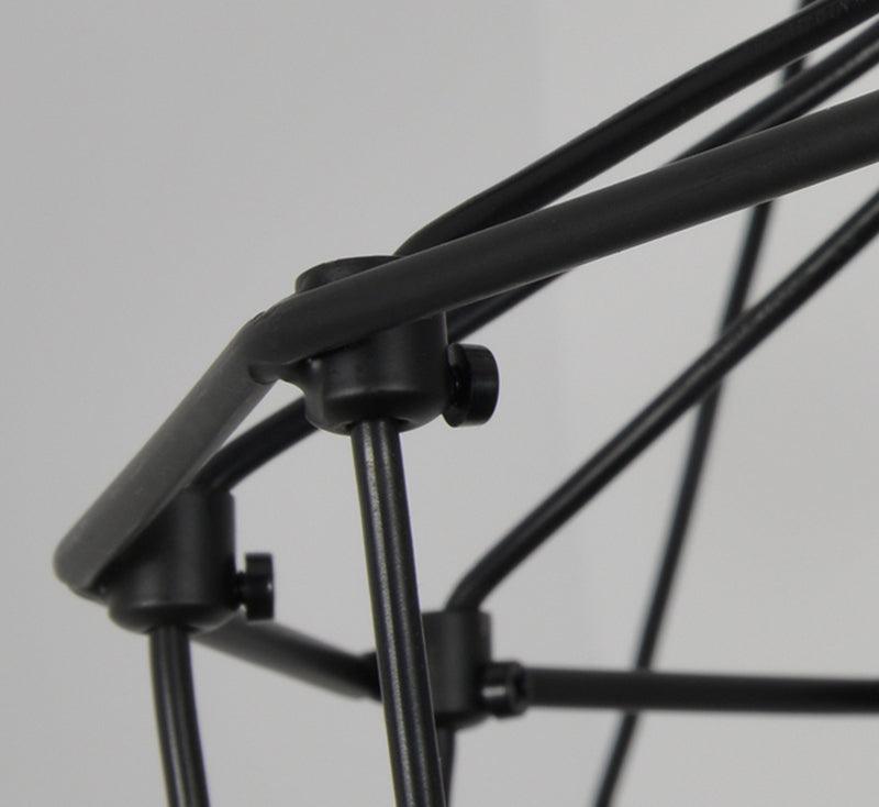 Tevenq lámpara de araña Lines negro Estructura Alambre LED