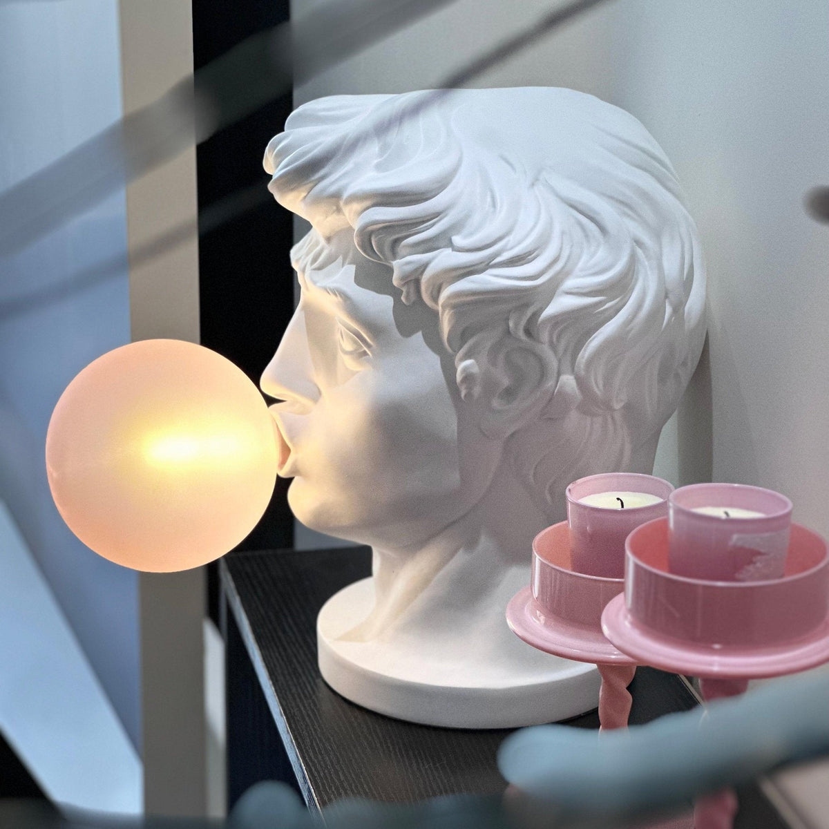 Vona lámpara de mesa contemporánea de vidrio