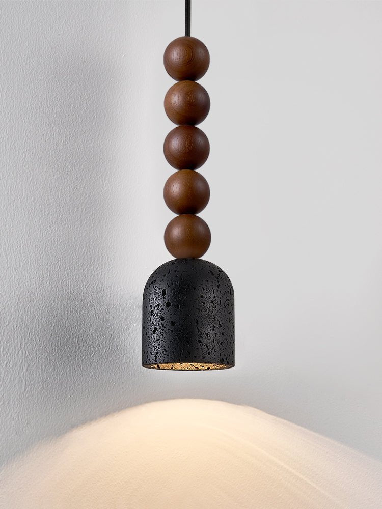 Tavirine lámpara colgante con bolas de madera y pantalla de travertino