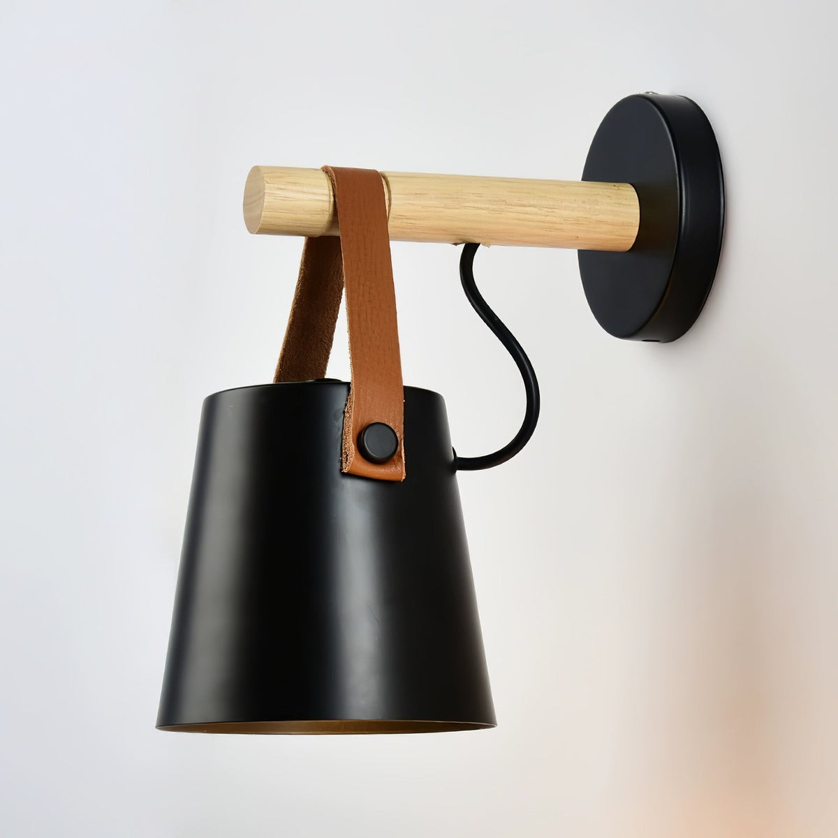 Virixon aplique de pared de madera y cuero