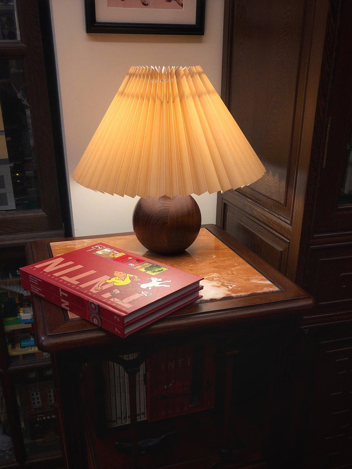 Zesilon lámpara de mesa de bola de madera