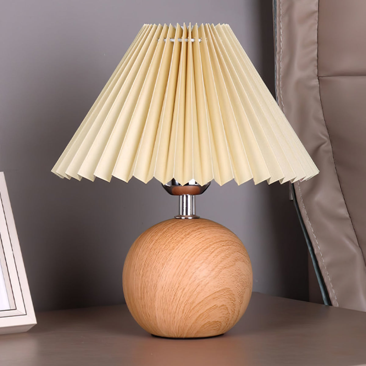 Zesilon lámpara de mesa de bola de madera