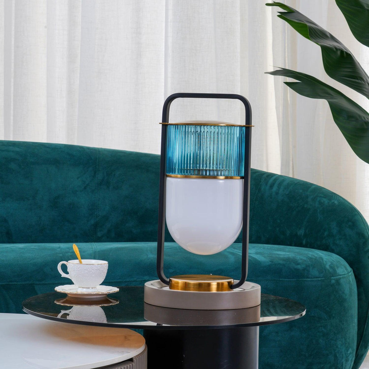 Kiorven lámpara de mesa artística de vidrio