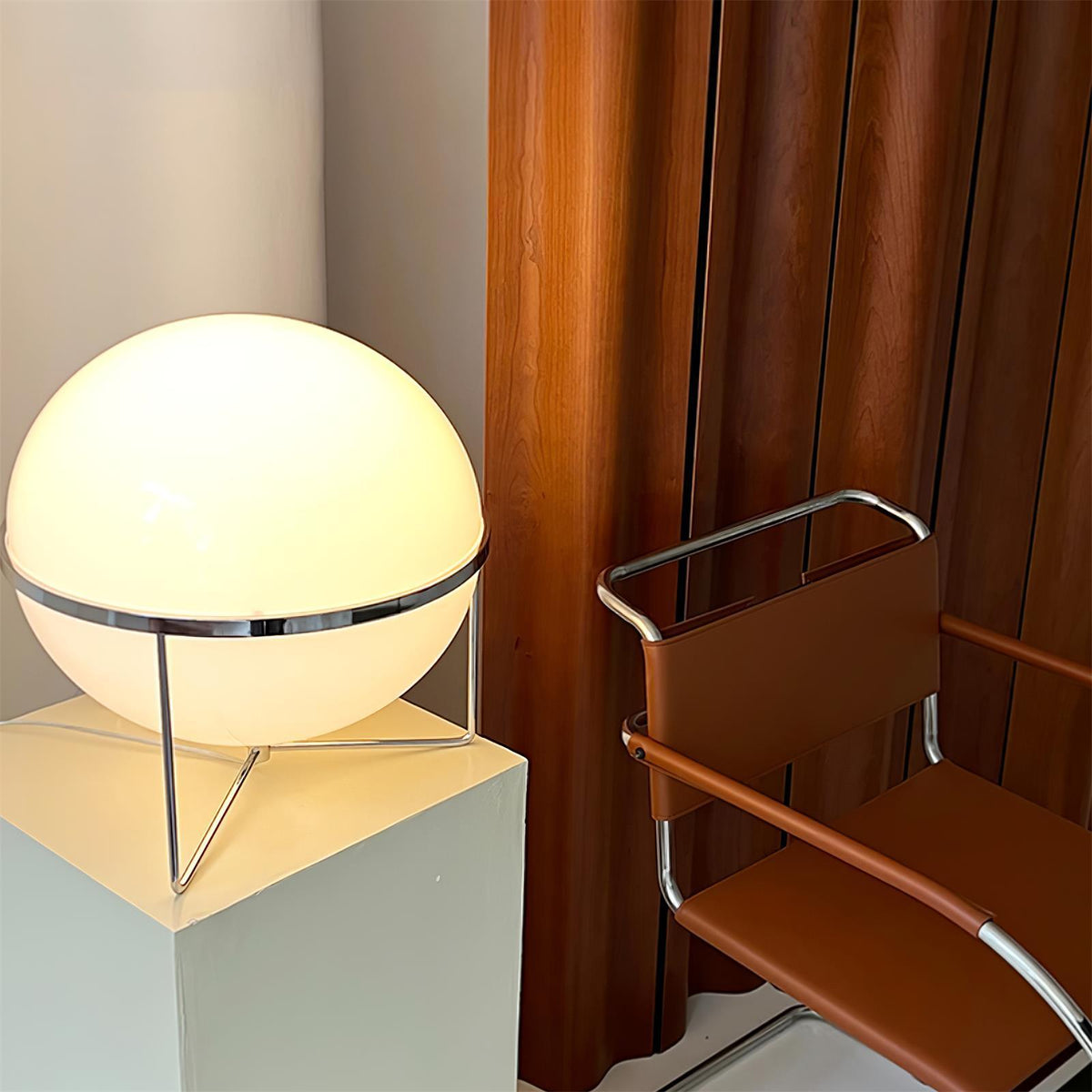 Cori lámpara de mesa minimalista