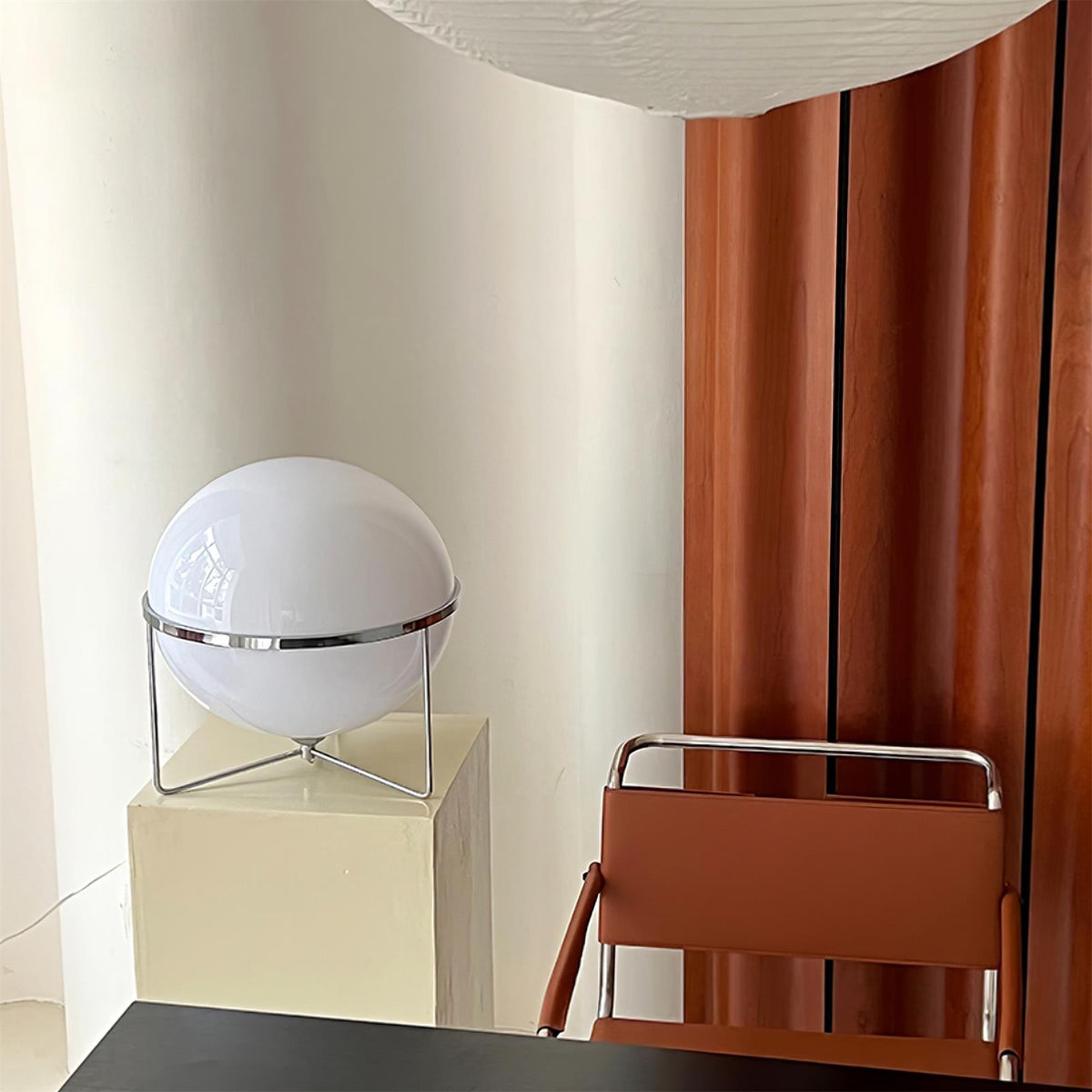 Cori lámpara de mesa minimalista