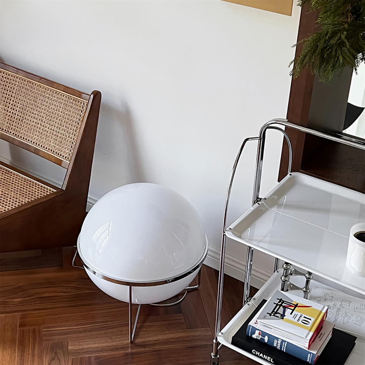 Cori lámpara de mesa minimalista