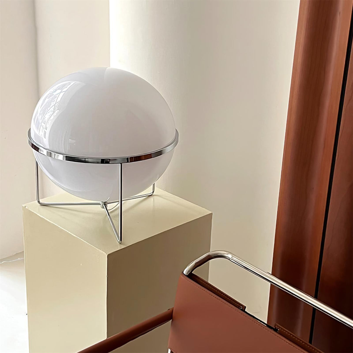Cori lámpara de mesa minimalista