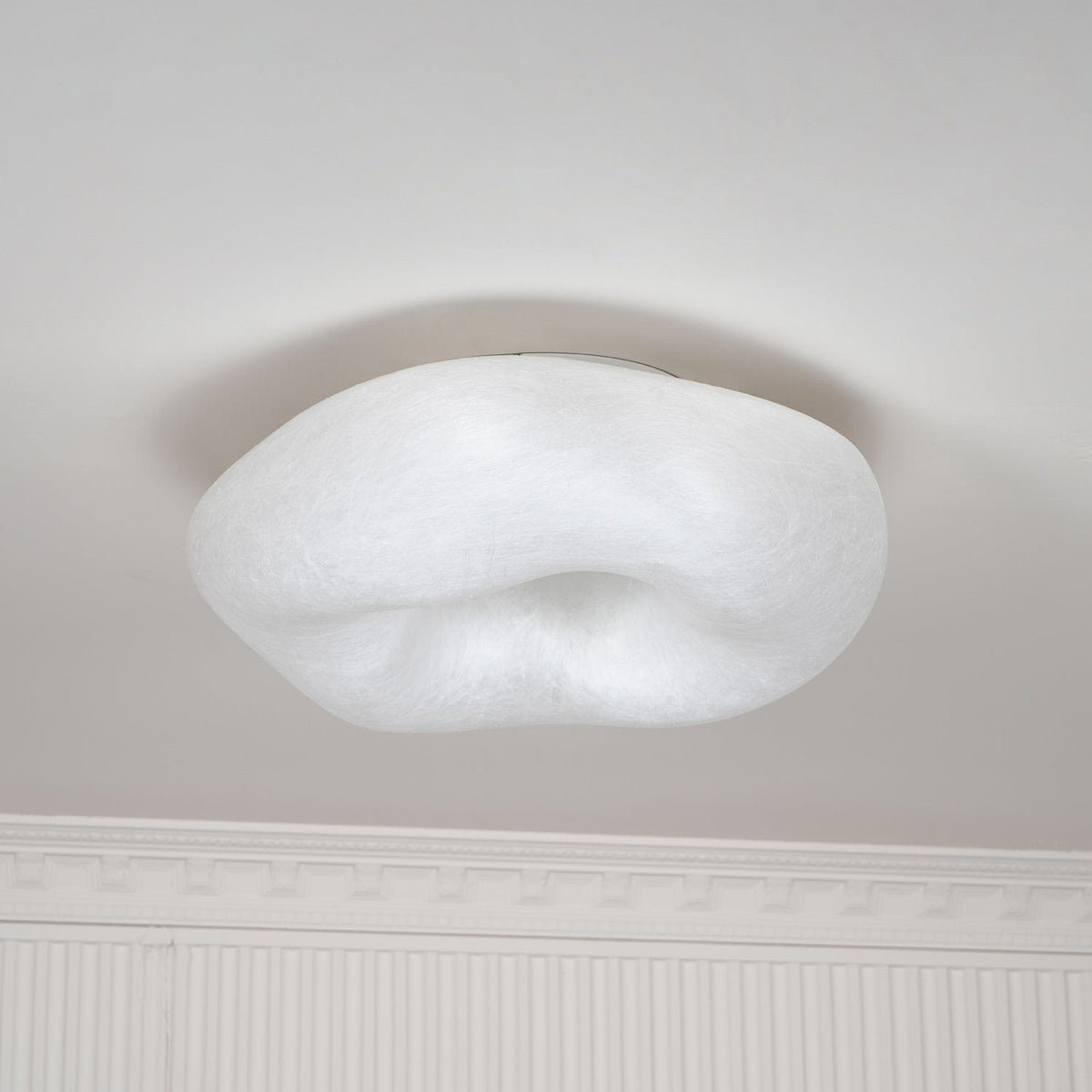 Calerelle lámpara de techo forma nube seda elegante