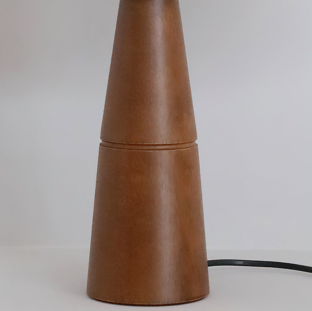 Orelanelle lámpara de mesa