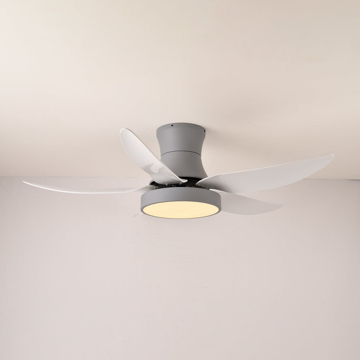 Jada ventilador de techo con luz moderno negro