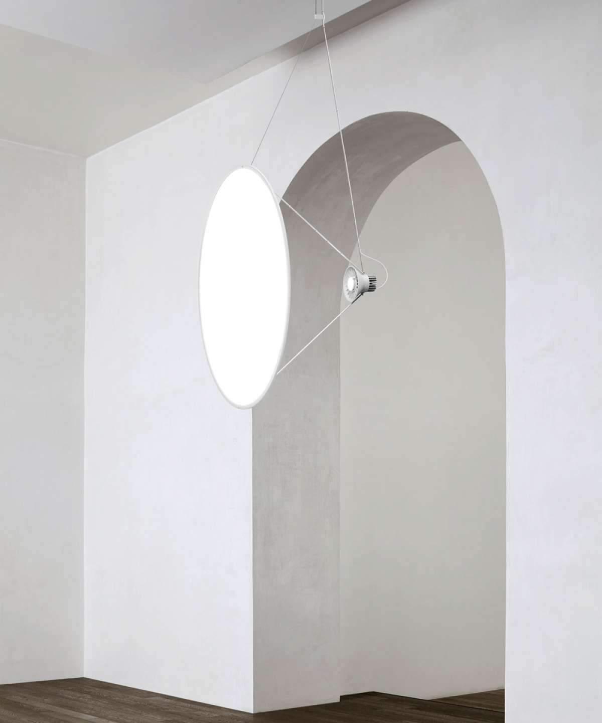 Brio lámpara colgante minimalista de acero