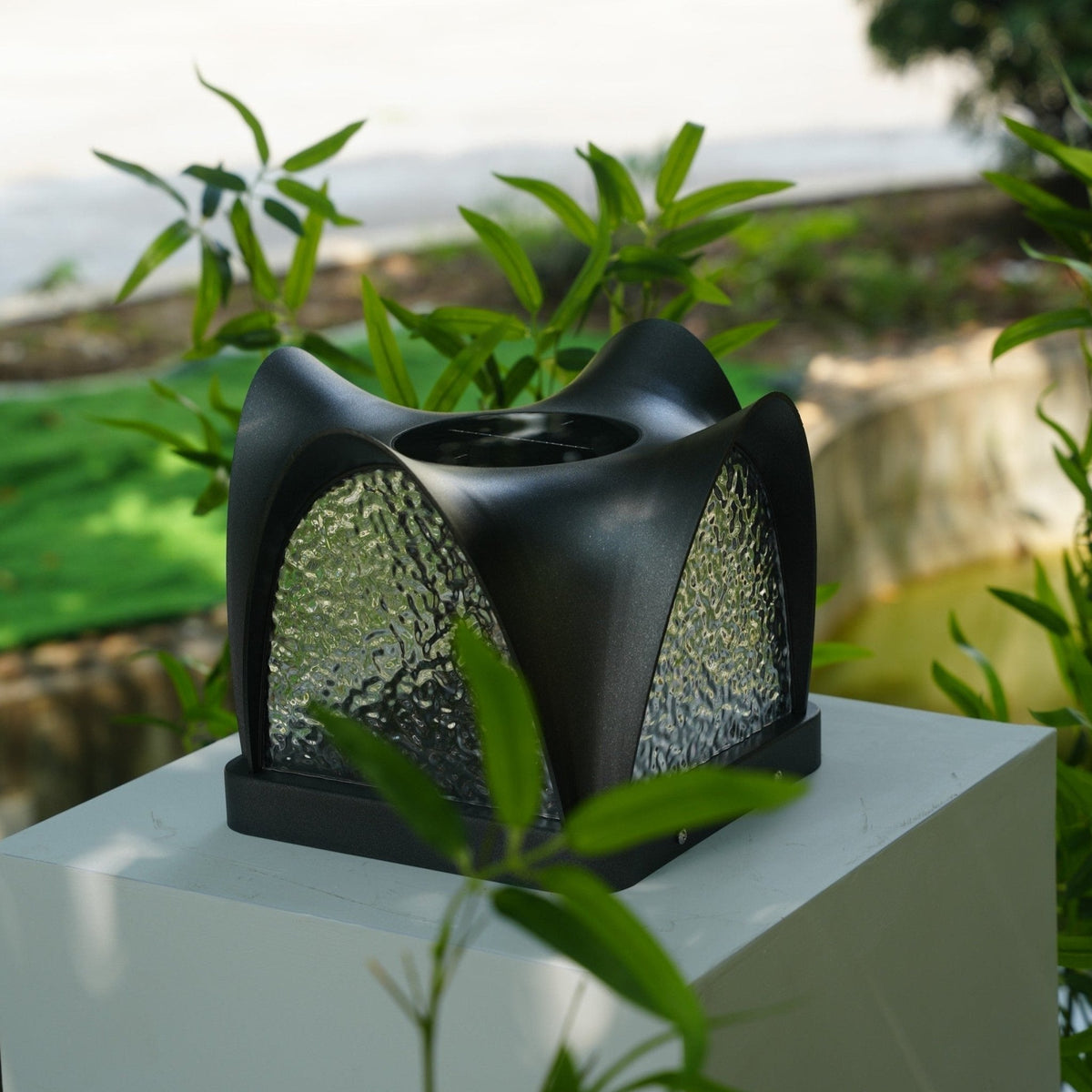 Soroira luminaria exterior moderna