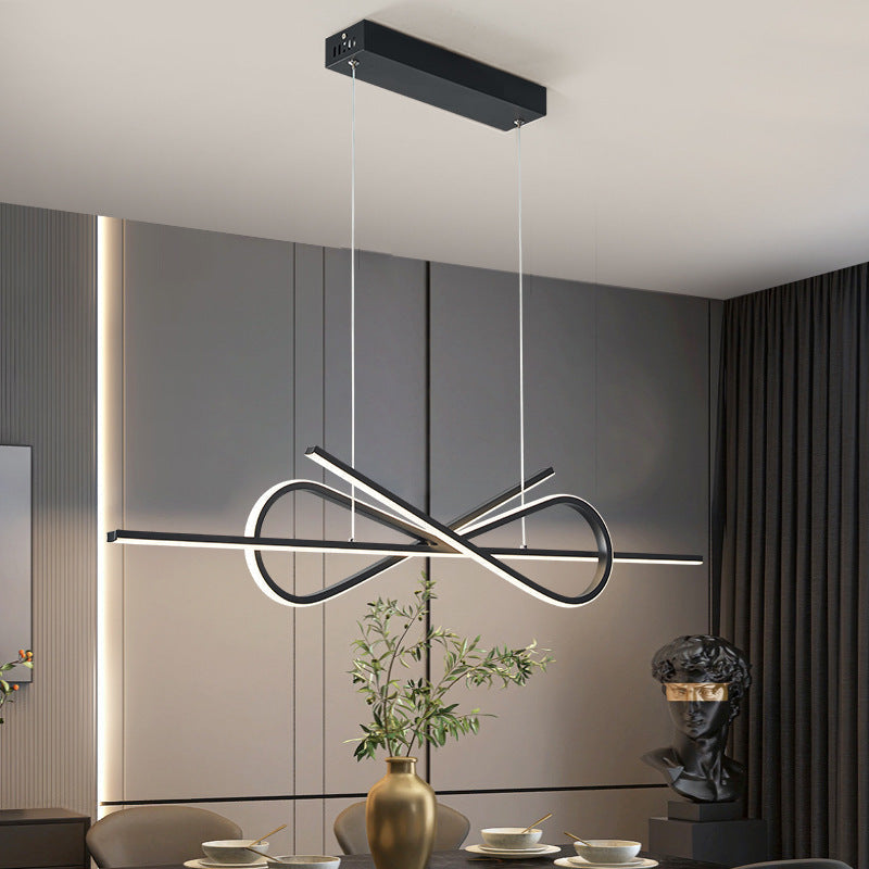 Arisha Decorativa Mariposa Metal Lámpara Colgante Negra/Blanca