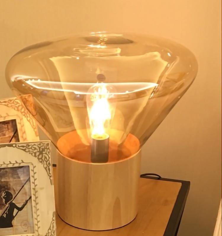Sylirella lámpara de mesa minimalista de madera